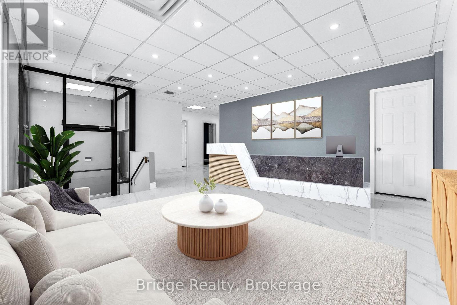 290 DUNDAS STREET, Woodstock, Ontario