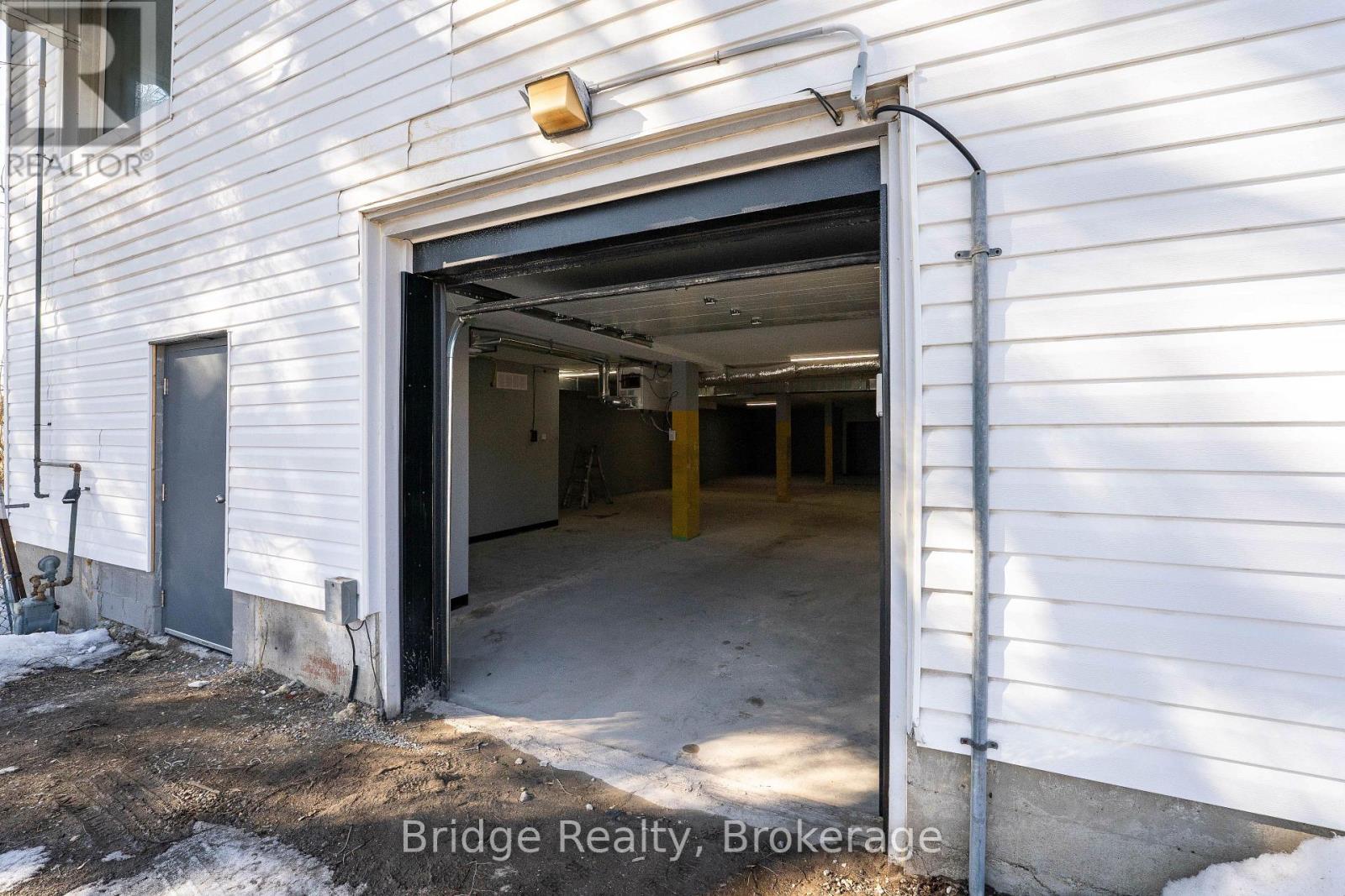 290 Dundas Street, Woodstock, Ontario  N4S 1B2 - Photo 45 - X12701568