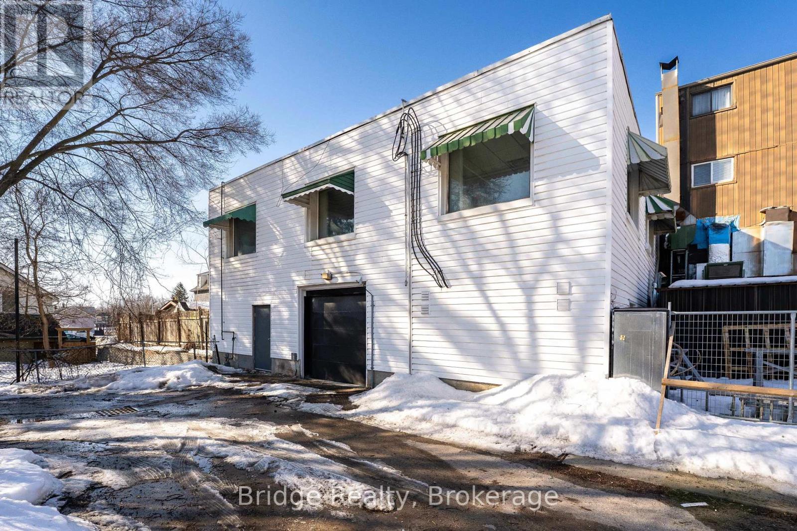 290 Dundas Street, Woodstock, Ontario  N4S 1B2 - Photo 46 - X12701568