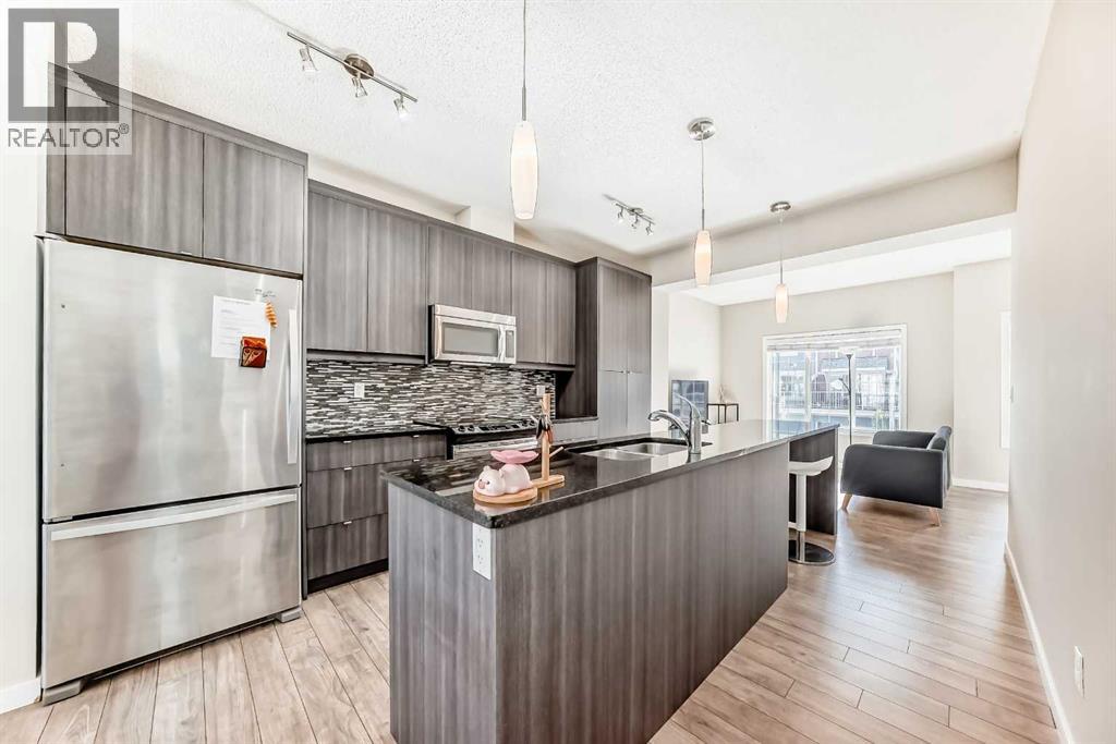 128 Marquis Lane Se, Calgary, Alberta  T3M 2G6 - Photo 3 - A2279657