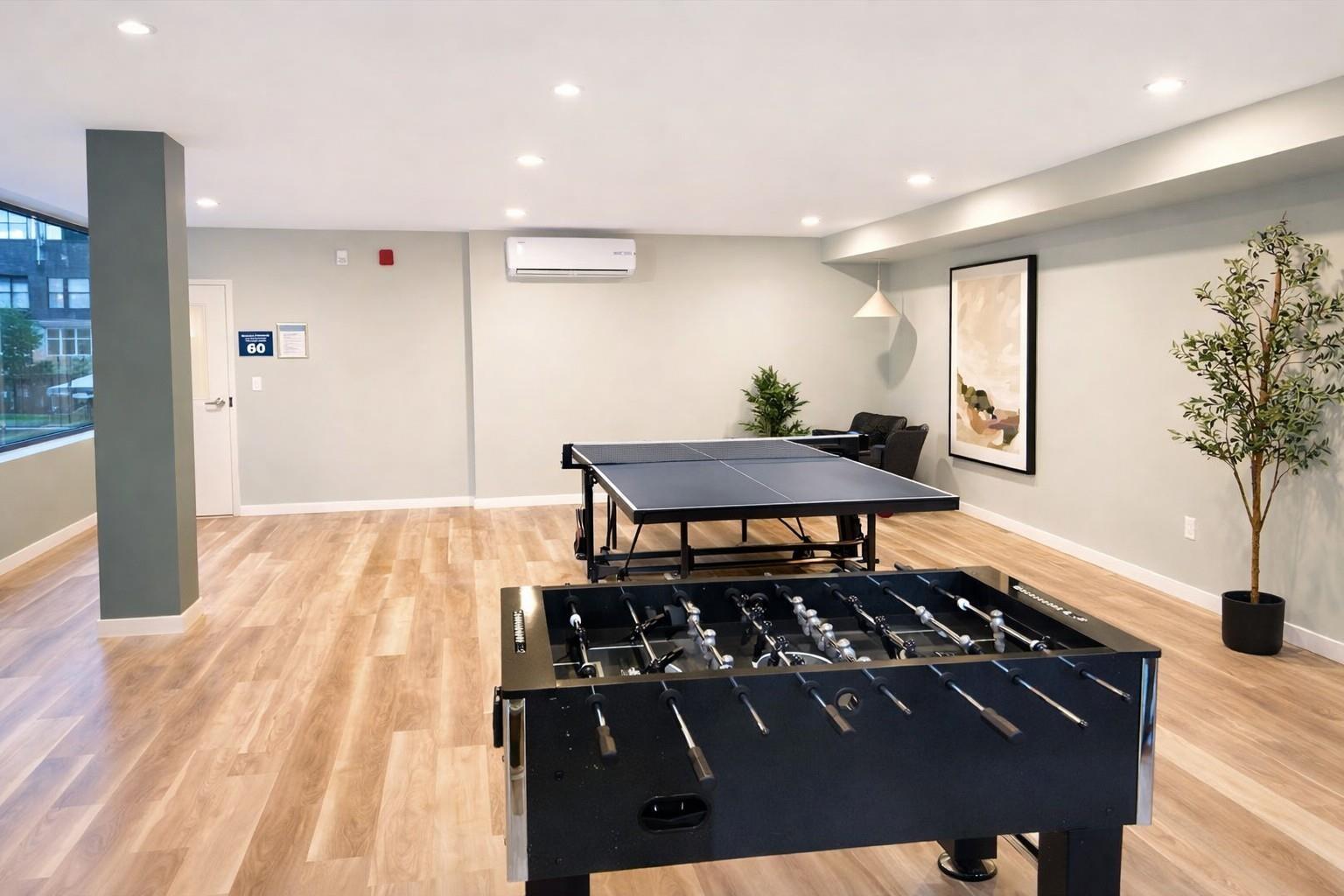 603 15777 85 Avenue, Surrey, British Columbia  V4N 6Y7 - Photo 2 - R3079503