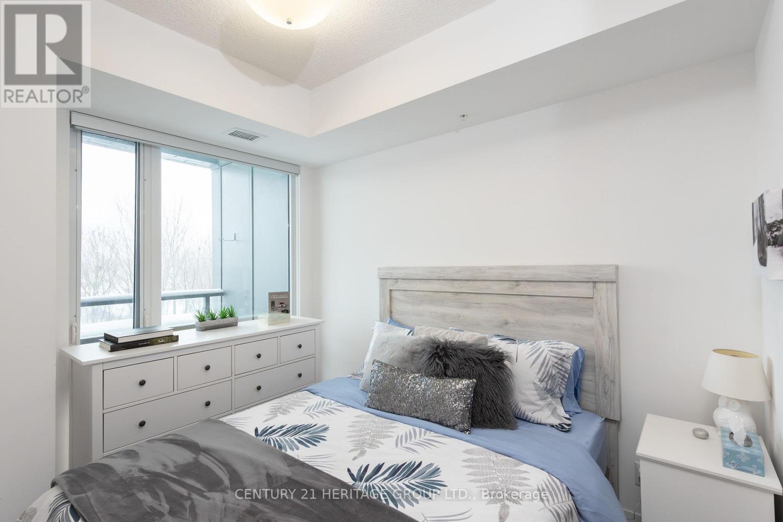 N316 - 120 Bayview Avenue, Toronto, Ontario  M5A 0G4 - Photo 7 - C12701578