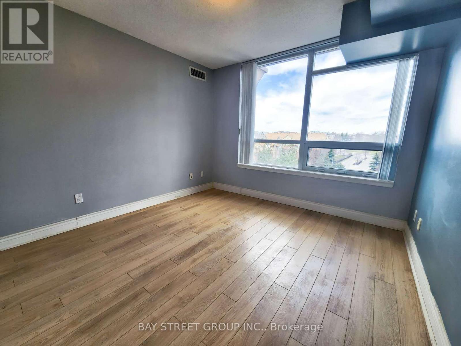 687 - 23 Cox Boulevard, Markham, Ontario  L3R 7Z9 - Photo 14 - N12701618