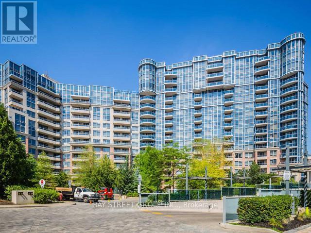 687 - 23 Cox Boulevard, Markham, Ontario  L3R 7Z9 - Photo 2 - N12701618