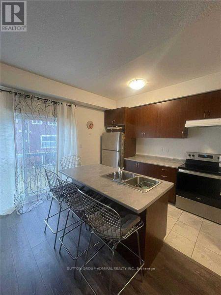 48 High Tide Drive, Wasaga Beach, Ontario  L9Z 2X2 - Photo 2 - S12701554