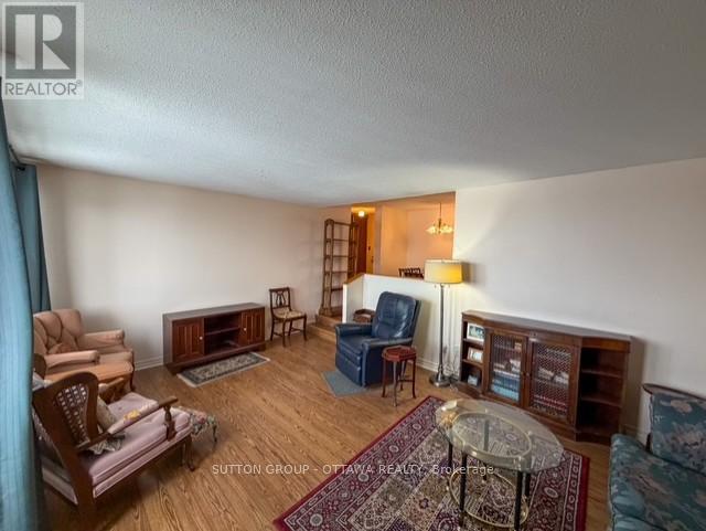 603 - 1599 Lassiter Terrace, Ottawa, Ontario  K1J 8R6 - Photo 4 - X12497854