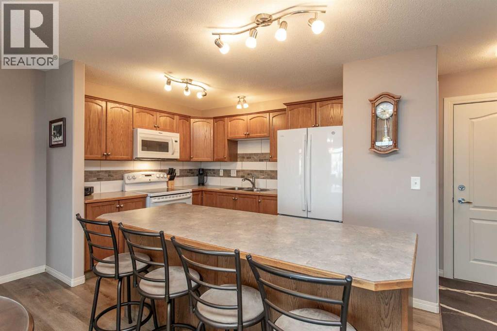 202, 4425 Heritage Way, Lacombe, Alberta  T4L 2P4 - Photo 3 - A2277968