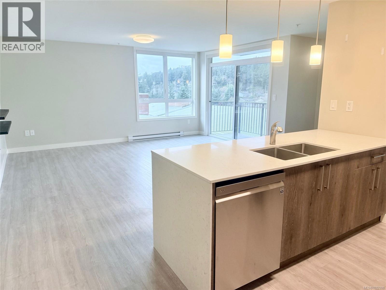 215 110 Presley Pl, View Royal, British Columbia  V9B 0Z1 - Photo 7 - 1022398