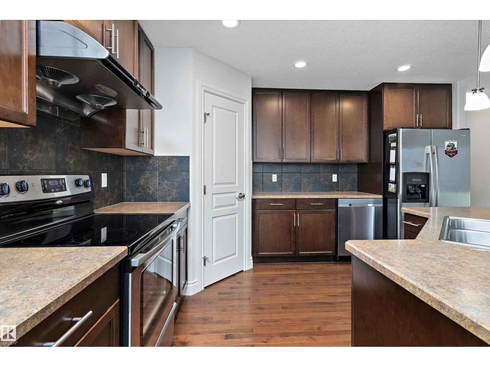 823 172 St Sw, Edmonton, Alberta  T6W 0M6 - Photo 14 - E4470208