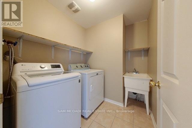 245 Valleyway Drive, Brampton, Ontario  L6X 0T3 - Photo 18 - W12701598