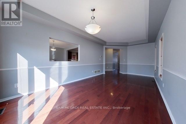 245 Valleyway Drive, Brampton, Ontario  L6X 0T3 - Photo 7 - W12701598