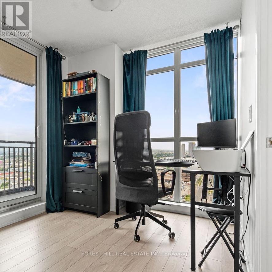 2502 - 830 Lawrence Avenue W, Toronto, Ontario  M6A 1C3 - Photo 12 - W12701602