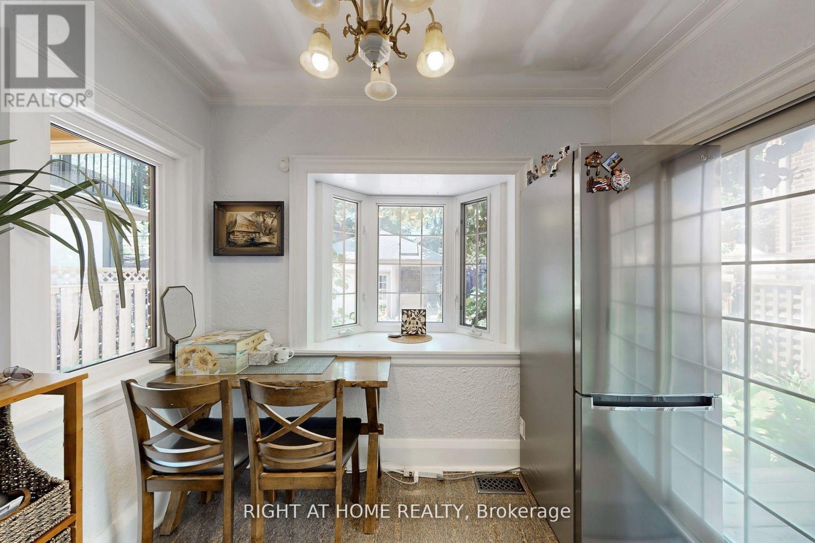 46 Jackson Avenue, Toronto, Ontario  M8X 2J4 - Photo 23 - W12701610