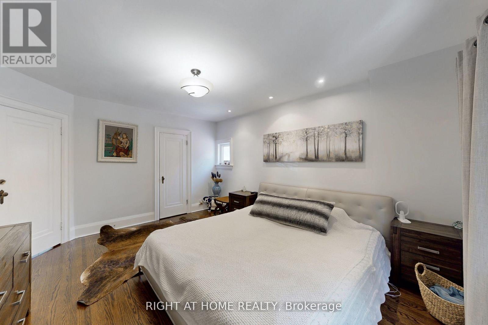 46 Jackson Avenue, Toronto, Ontario  M8X 2J4 - Photo 27 - W12701610