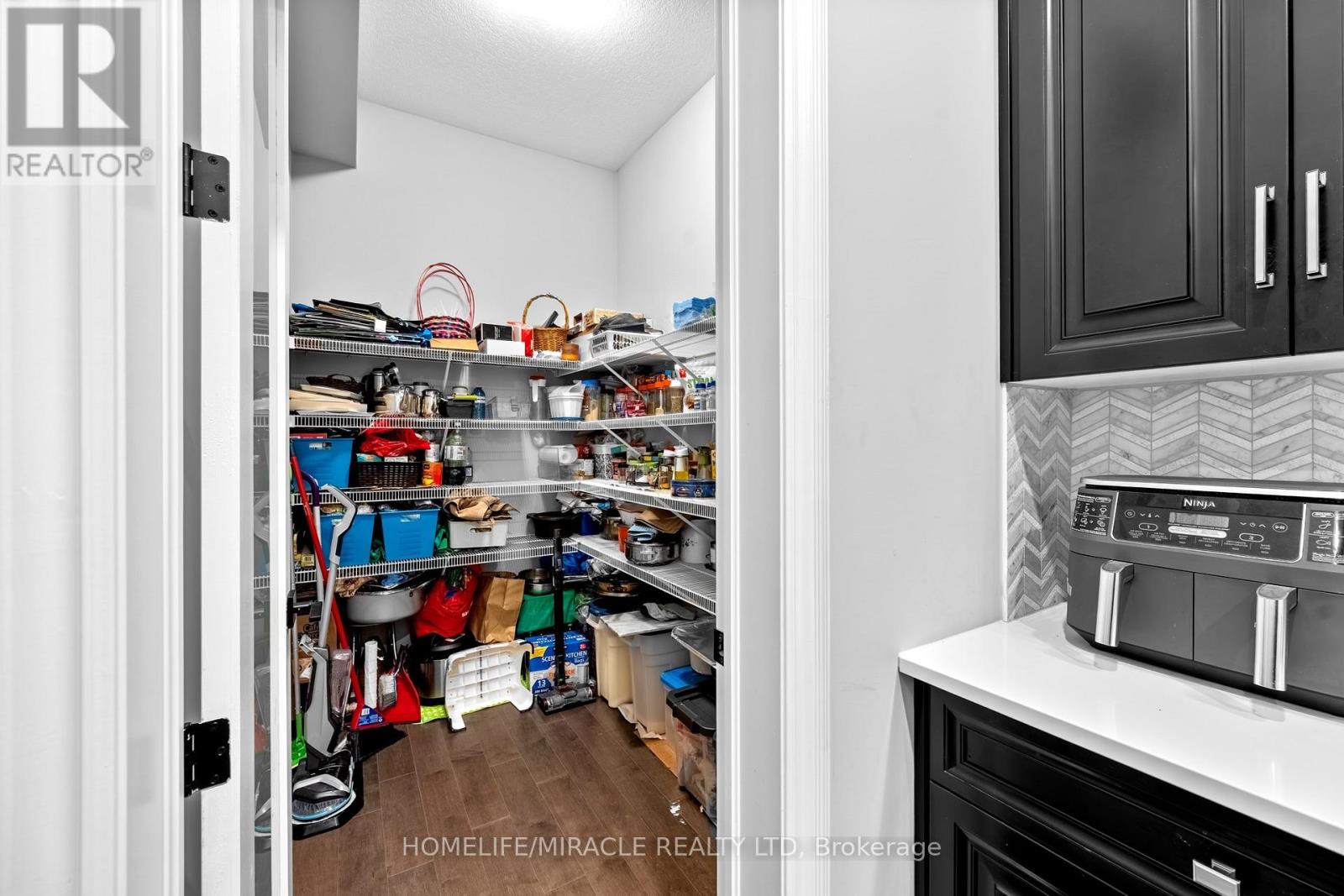 147 Ambrous Crescent W, Guelph, Ontario  N1G 0E4 - Photo 19 - X12701592