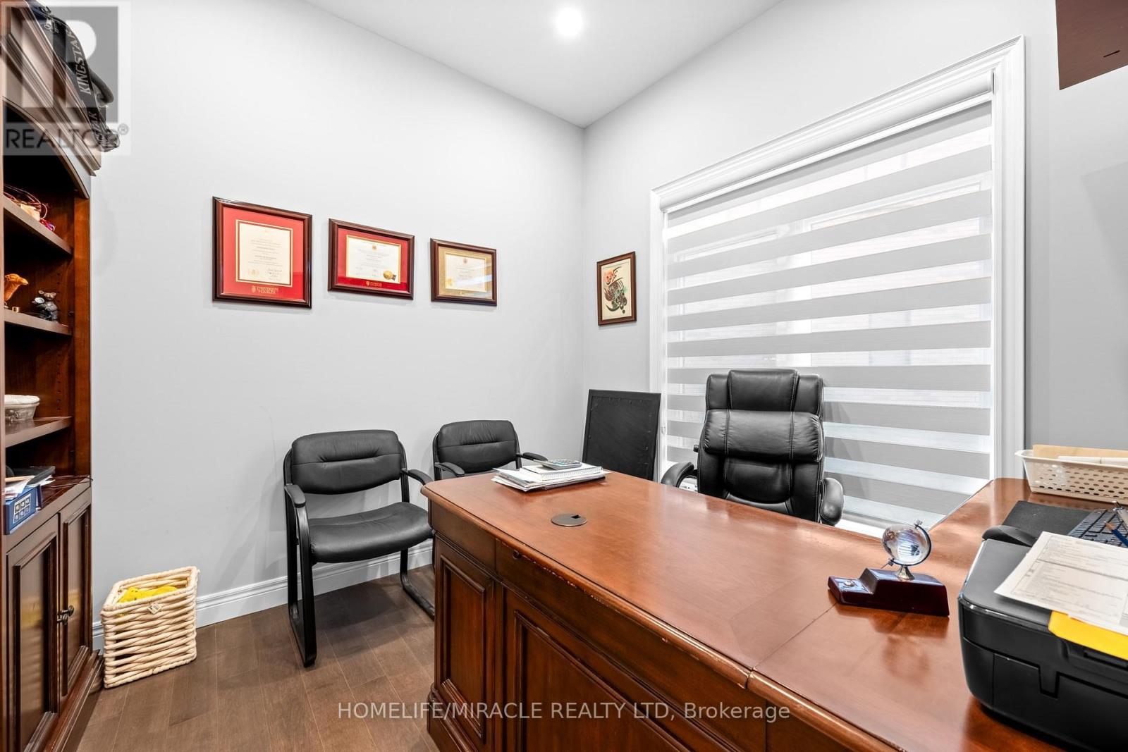 147 Ambrous Crescent W, Guelph, Ontario  N1G 0E4 - Photo 21 - X12701592