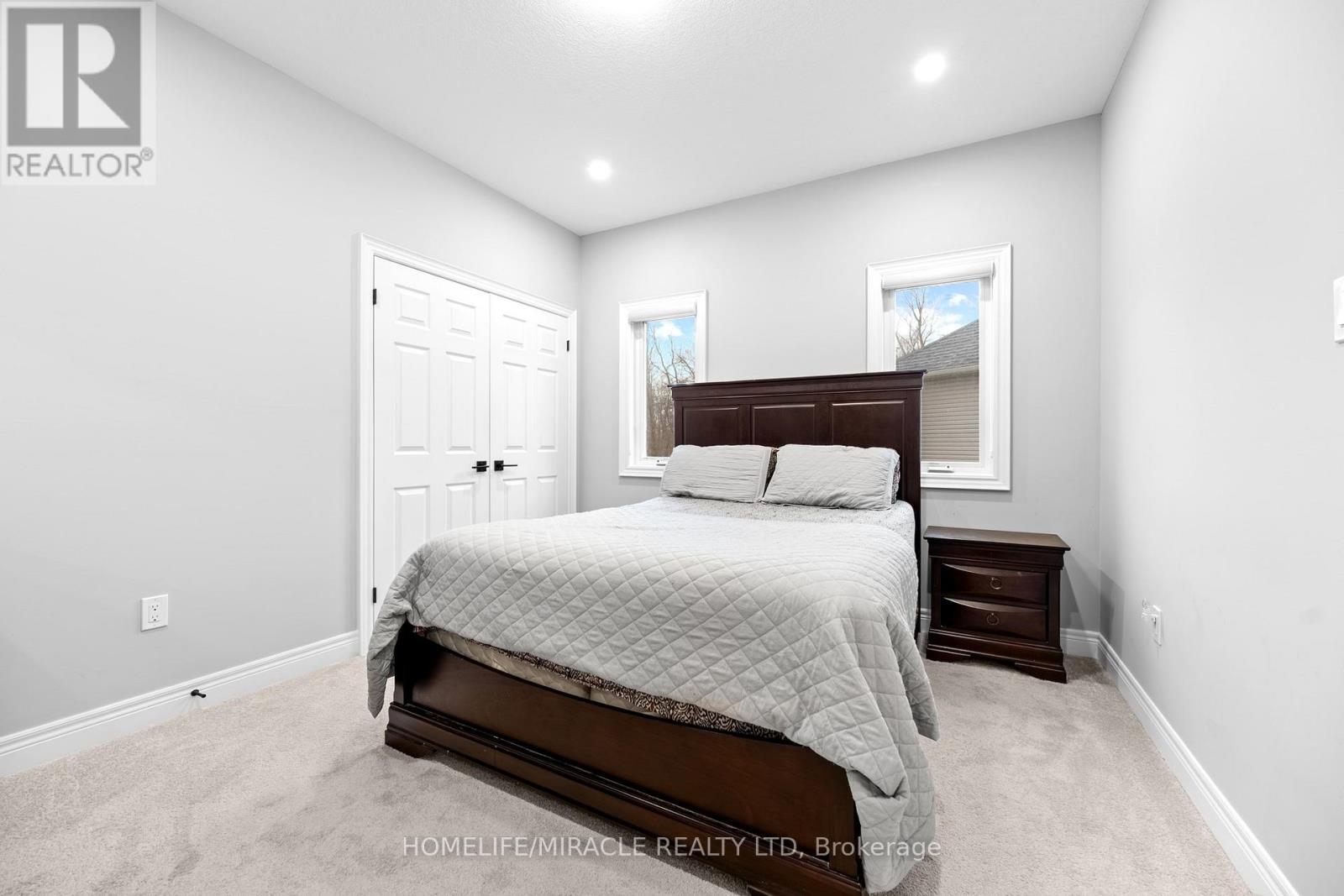 147 Ambrous Crescent W, Guelph, Ontario  N1G 0E4 - Photo 25 - X12701592