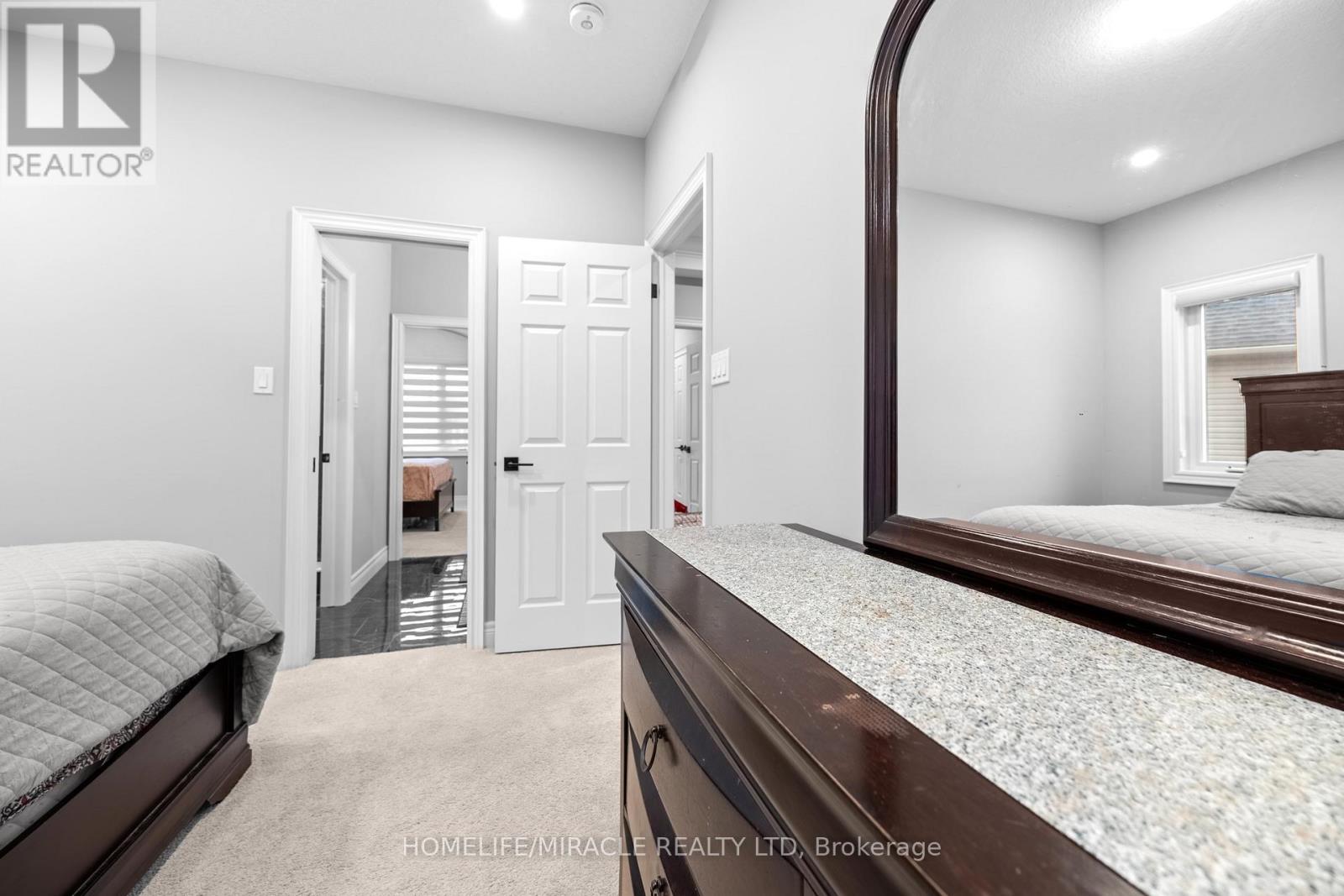 147 Ambrous Crescent W, Guelph, Ontario  N1G 0E4 - Photo 26 - X12701592