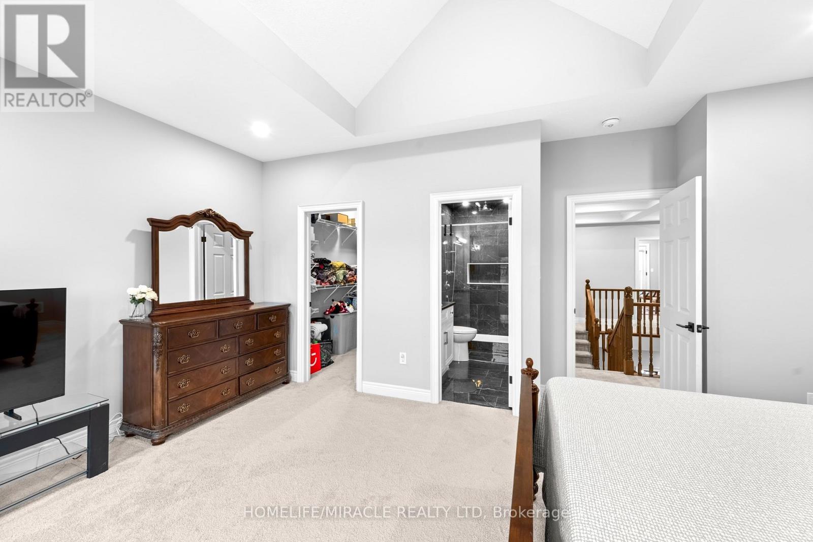 147 Ambrous Crescent W, Guelph, Ontario  N1G 0E4 - Photo 40 - X12701592