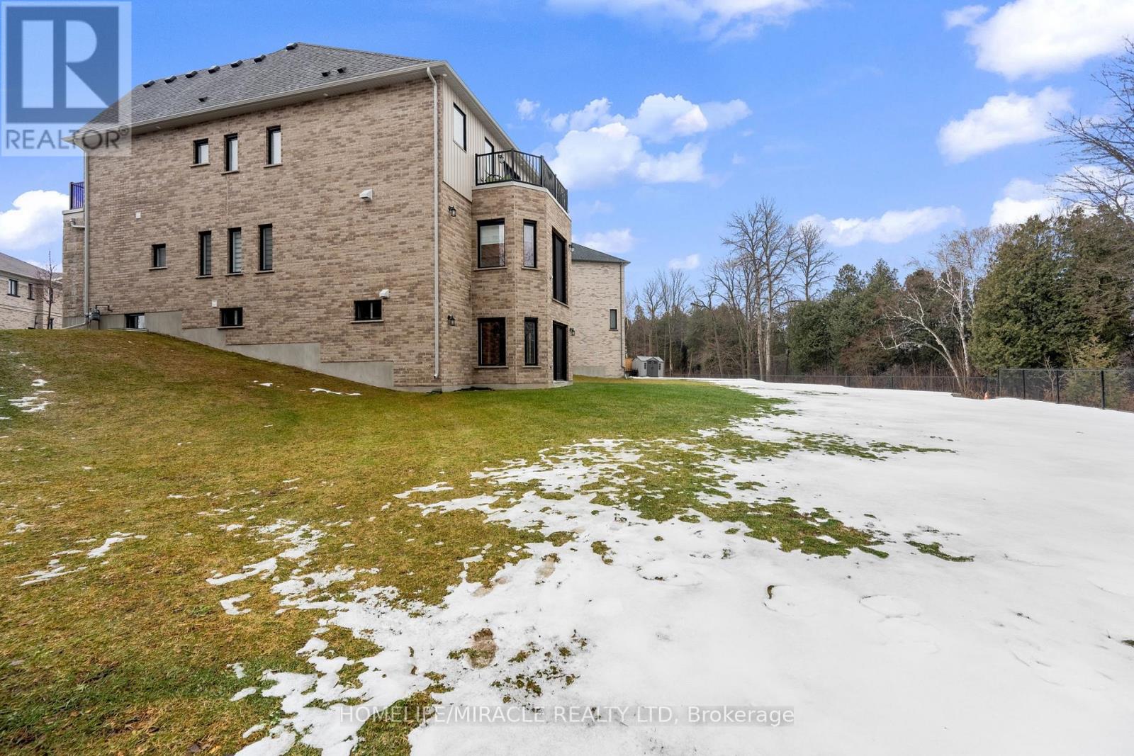 147 Ambrous Crescent W, Guelph, Ontario  N1G 0E4 - Photo 50 - X12701592