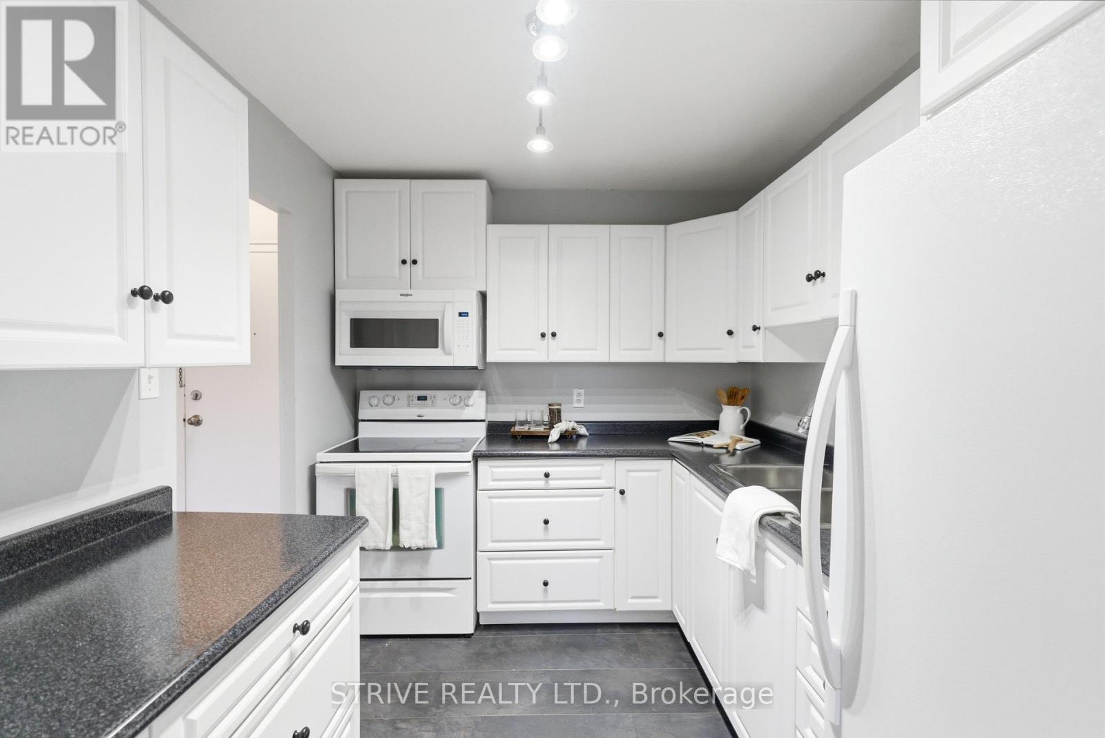 408 - 131 Taunton Road E, Oshawa, Ontario  L1G 3T8 - Photo 13 - E12700360