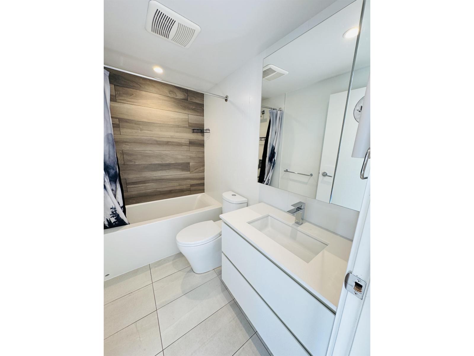 3102 13615 Fraser Highway, Surrey, British Columbia  V3T 2V6 - Photo 6 - R3078563