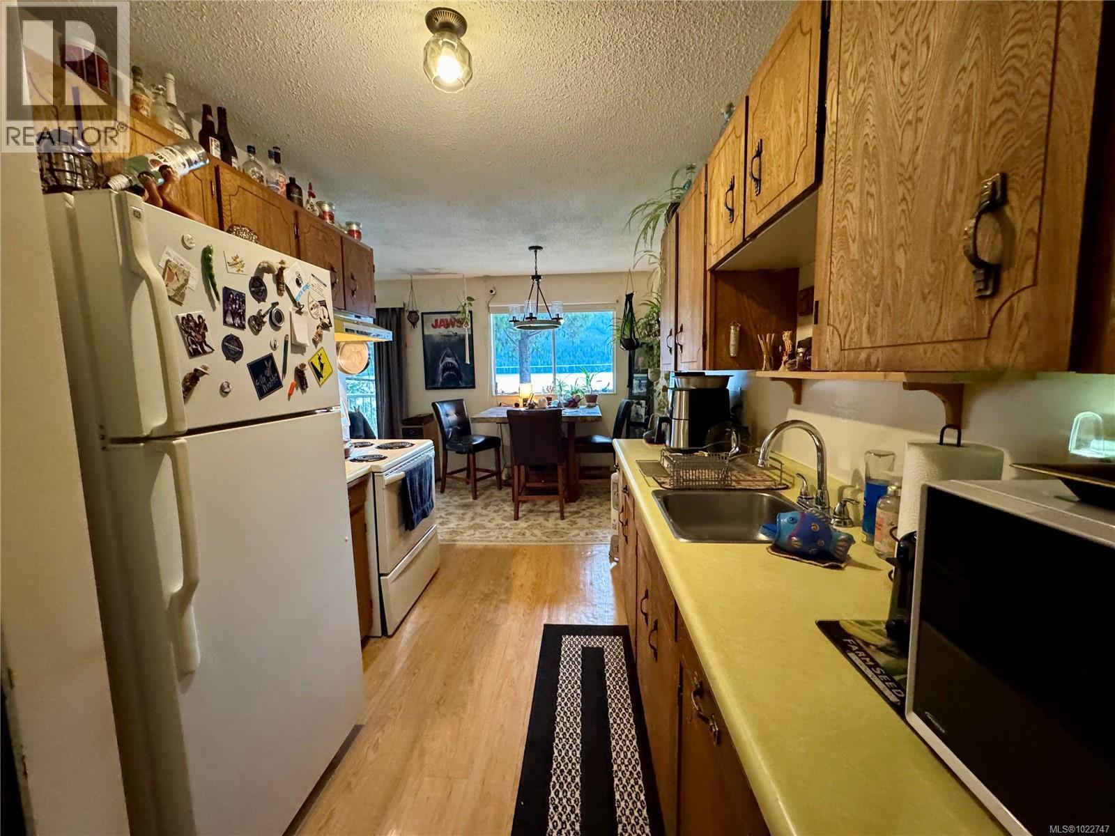 302 801 Marine Dr, Port Alice, British Columbia  V0N 2N0 - Photo 8 - 1022747