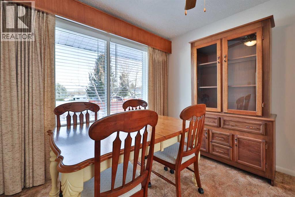 228 3 Street W, Cardston, Alberta  T0K 0K0 - Photo 12 - A2276356