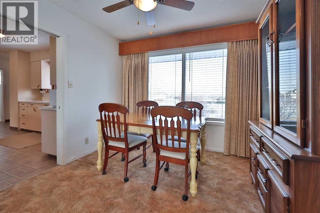 228 3 Street W, Cardston, Alberta  T0K 0K0 - Photo 10 - A2276356