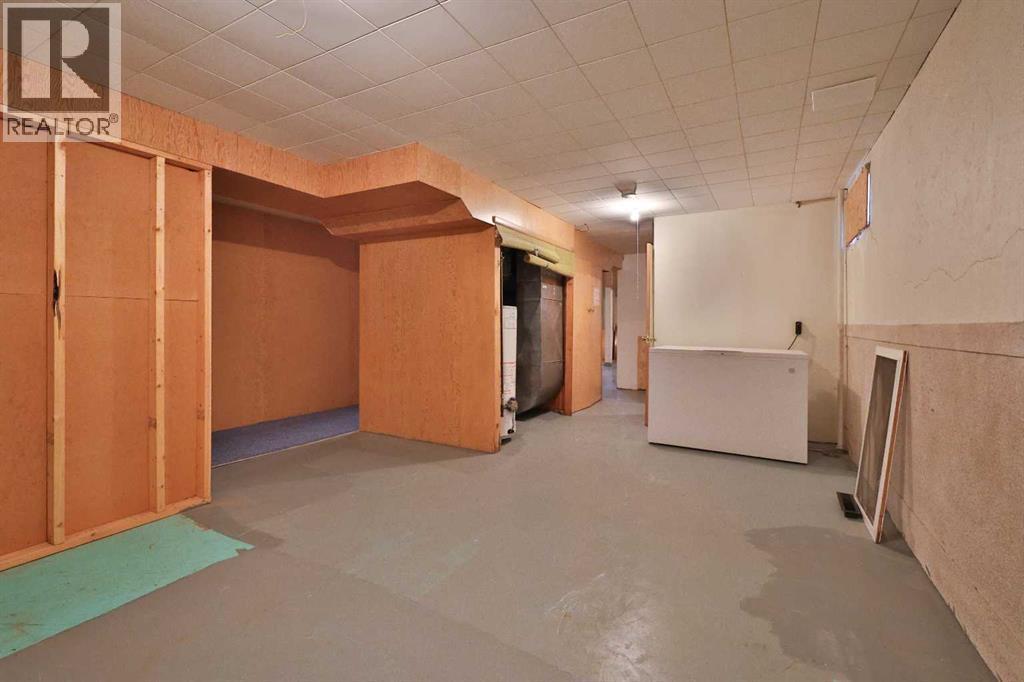 228 3 Street W, Cardston, Alberta  T0K 0K0 - Photo 33 - A2276356