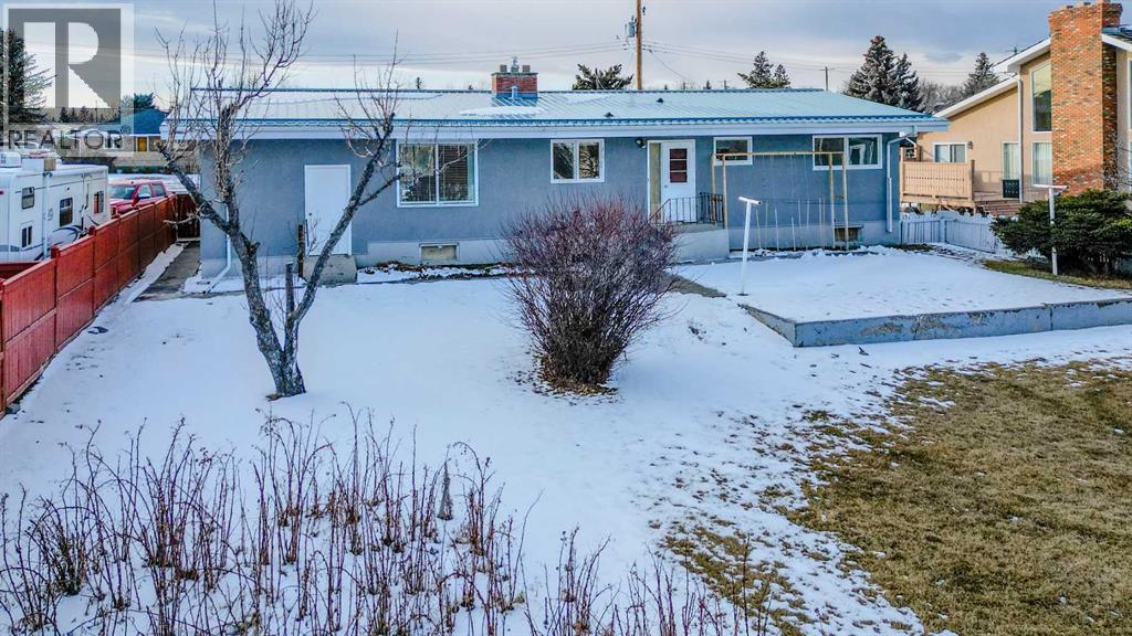 228 3 Street W, Cardston, Alberta  T0K 0K0 - Photo 43 - A2276356