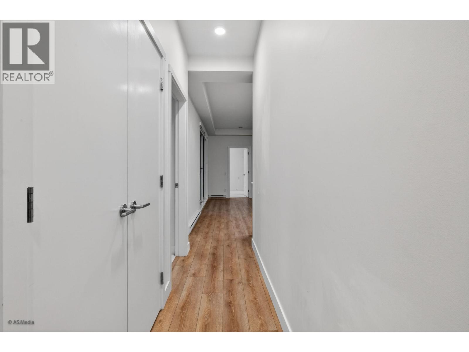 601 741 Anskar Court, Coquitlam, British Columbia  V3J 0N3 - Photo 8 - R3079605