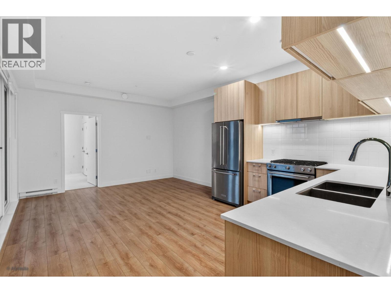 601 741 Anskar Court, Coquitlam, British Columbia  V3J 0N3 - Photo 9 - R3079605