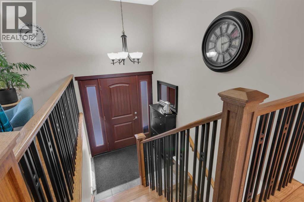 724 Mapleton Drive Se, Calgary, Alberta  T2J 1S2 - Photo 2 - A2271340