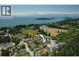 5618 DUNGENESS PLACE, Sechelt, British Columbia
