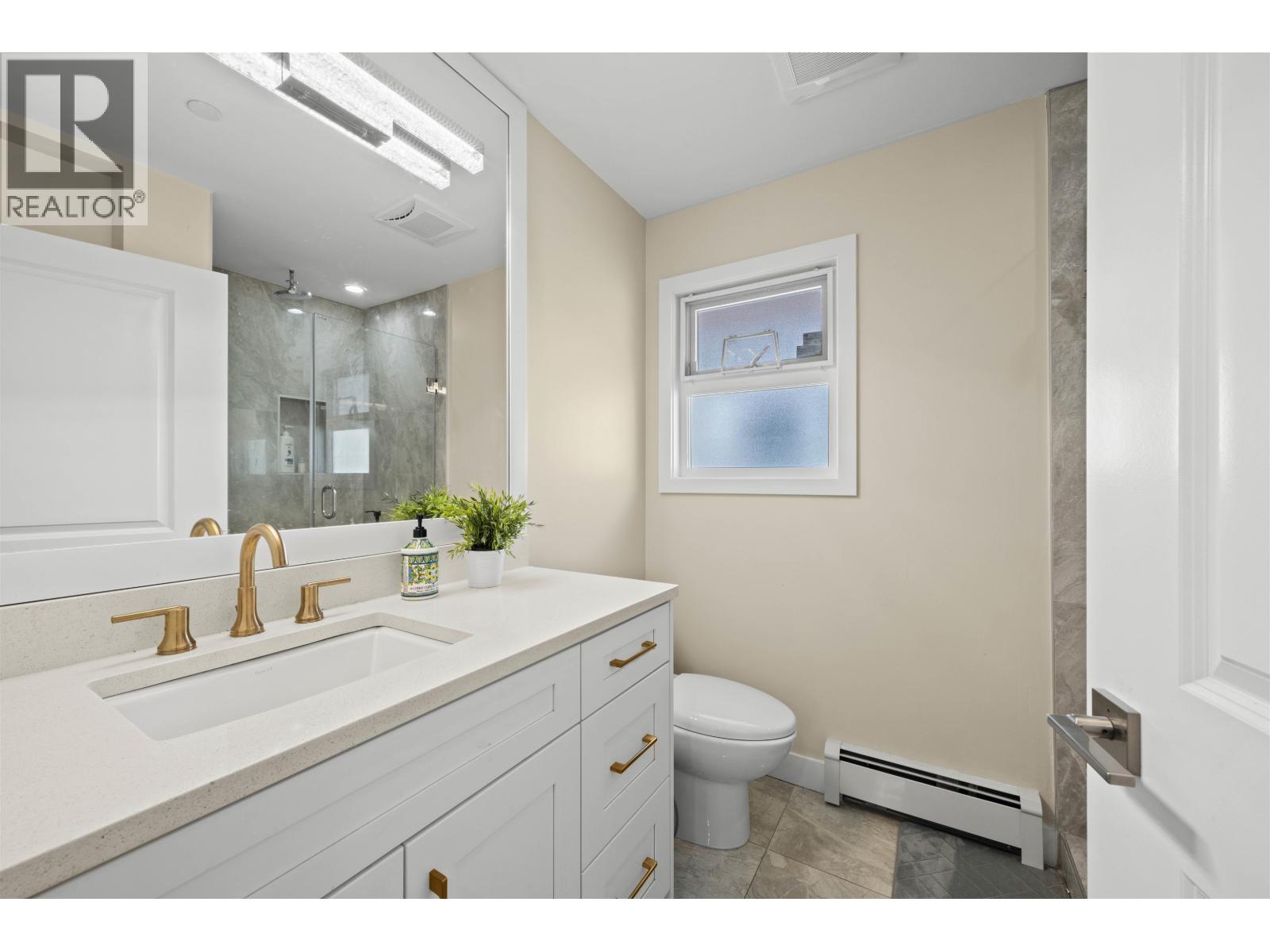 870 W 59th Avenue, Vancouver, British Columbia  V6P 1X7 - Photo 19 - R3080125