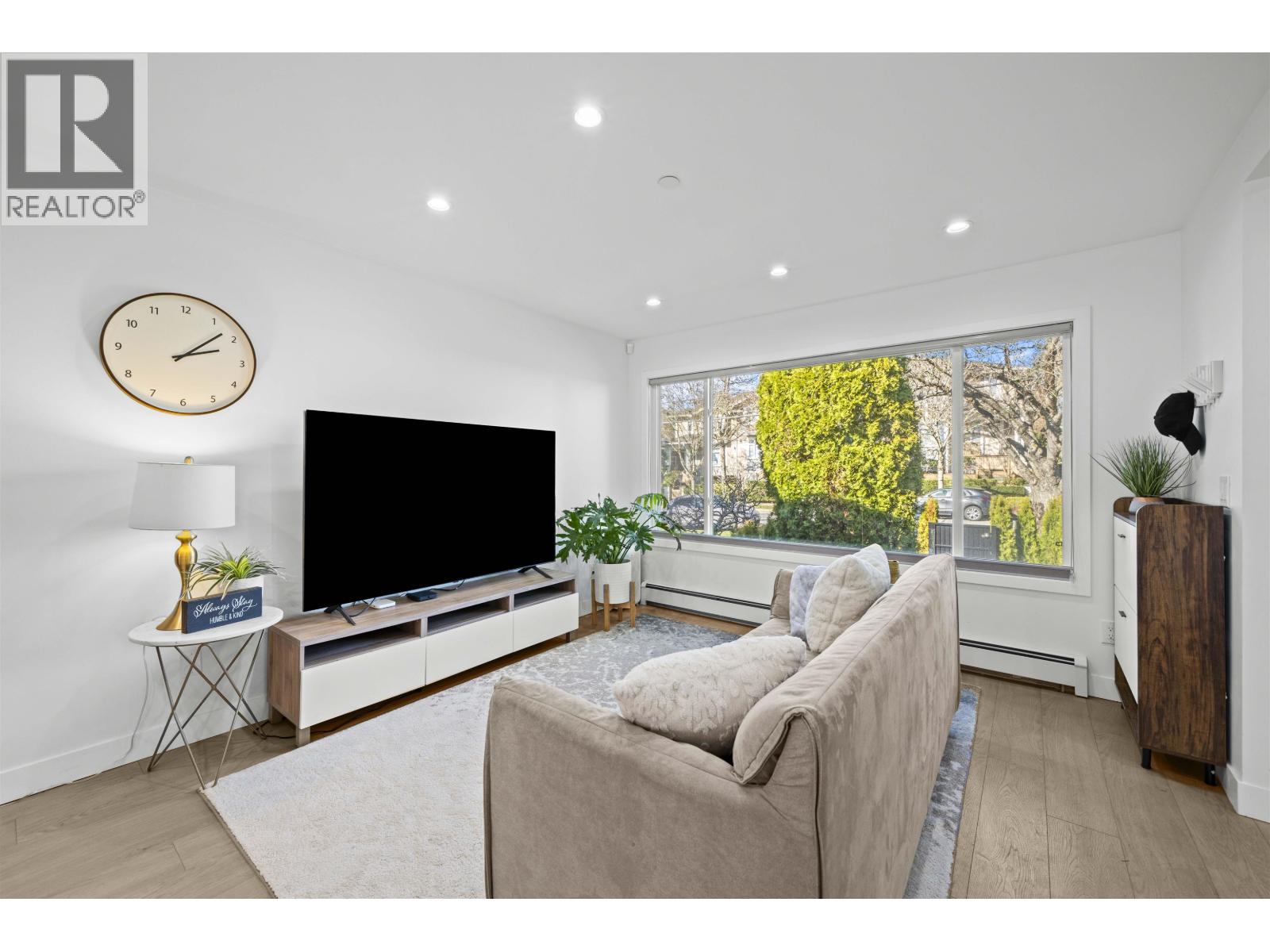 870 W 59th Avenue, Vancouver, British Columbia  V6P 1X7 - Photo 5 - R3080125