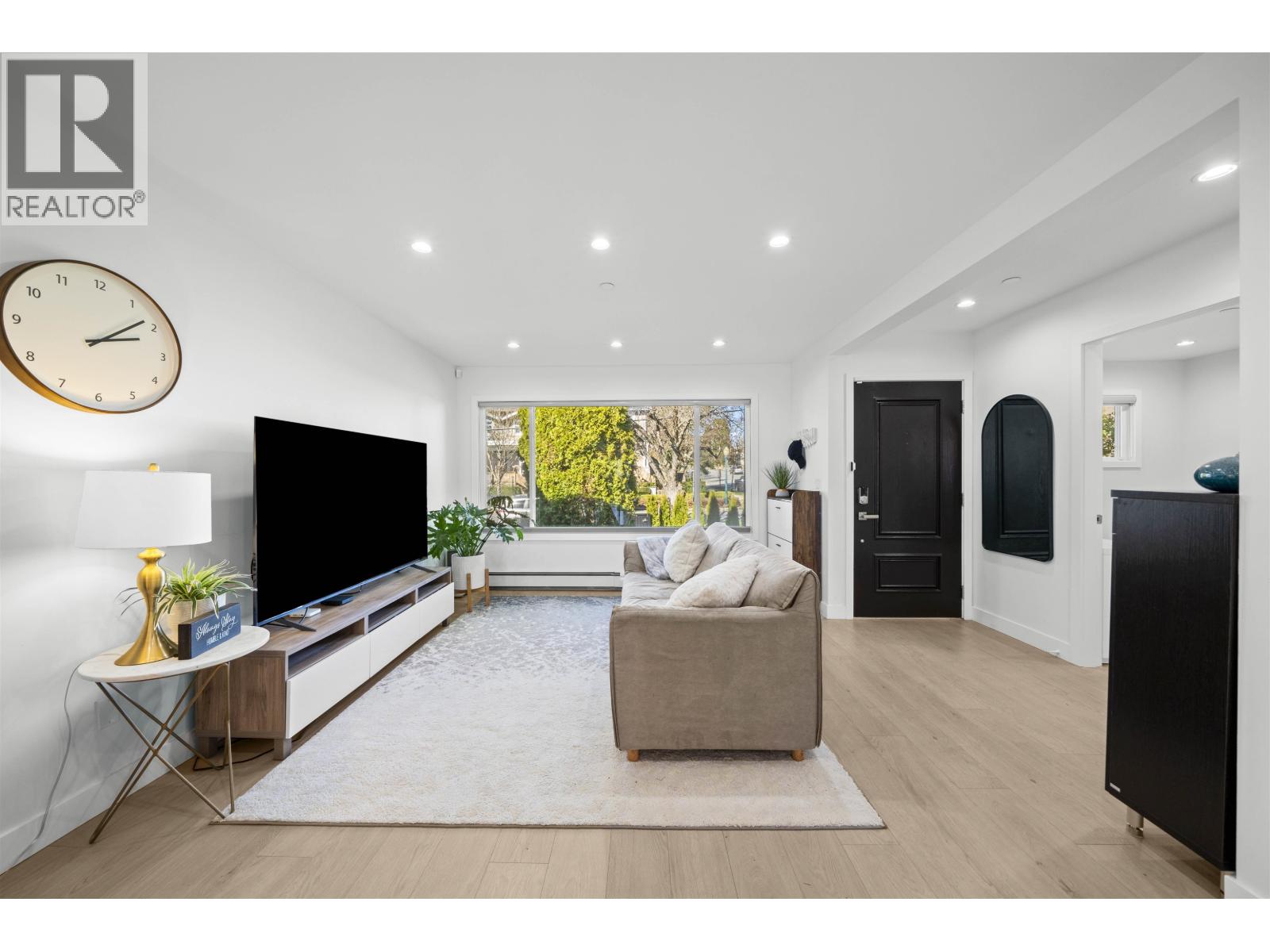 870 W 59th Avenue, Vancouver, British Columbia  V6P 1X7 - Photo 6 - R3080125