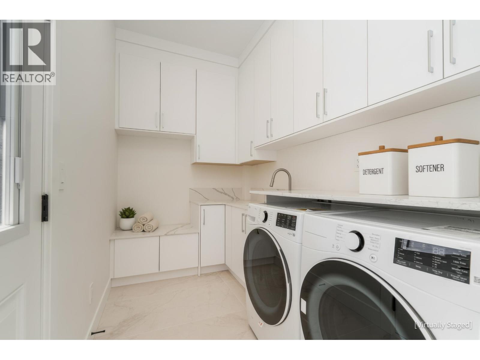 2717 Henry Street, Port Moody, British Columbia  V3H 2J8 - Photo 9 - R3080126