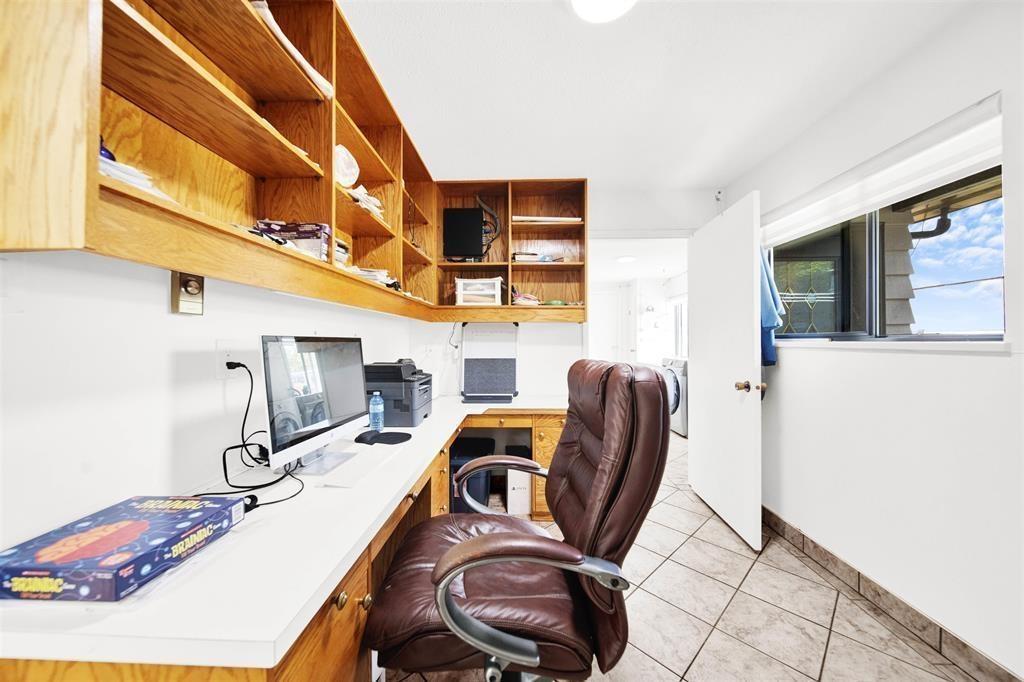 16951 94a Avenue, Surrey, British Columbia  V4N 6H2 - Photo 23 - R3079806