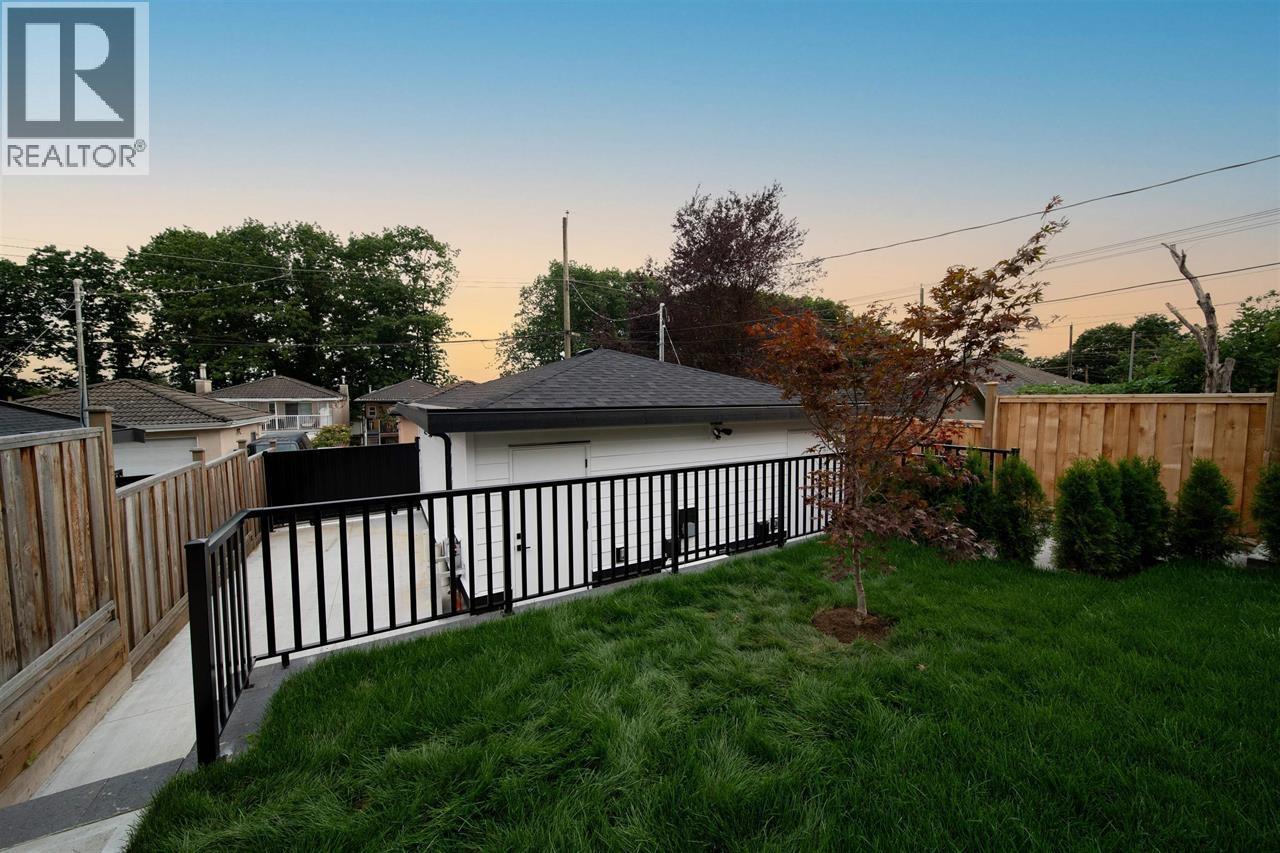 2 3576 E Pender Street, Vancouver, British Columbia  V5K 2E3 - Photo 31 - R3080028