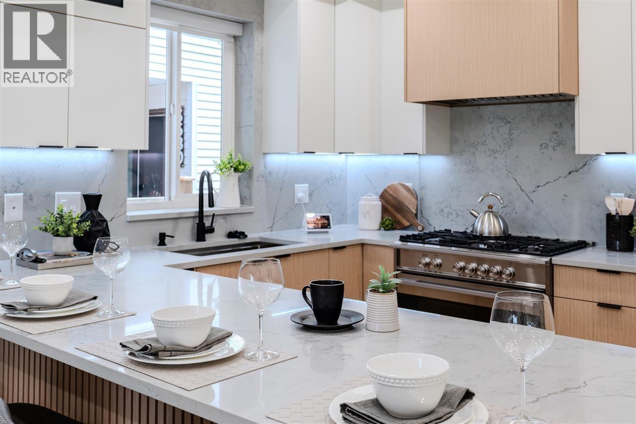 1 3576 E Pender Street, Vancouver, British Columbia  V5K 2E3 - Photo 11 - R3079977