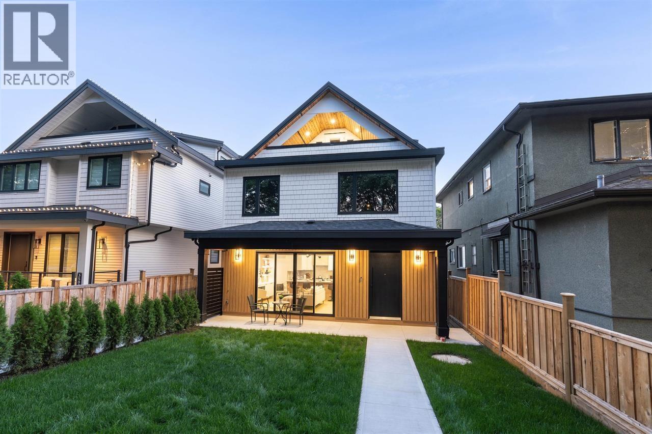 1 3576 E Pender Street, Vancouver, British Columbia  V5K 2E3 - Photo 2 - R3079977