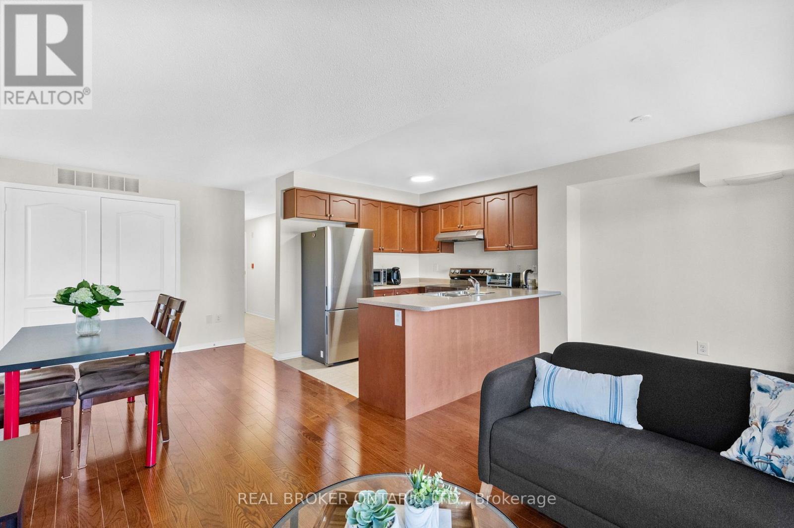 27 - 649e Warden Avenue, Toronto, Ontario  M1L 0E7 - Photo 5 - E12701644