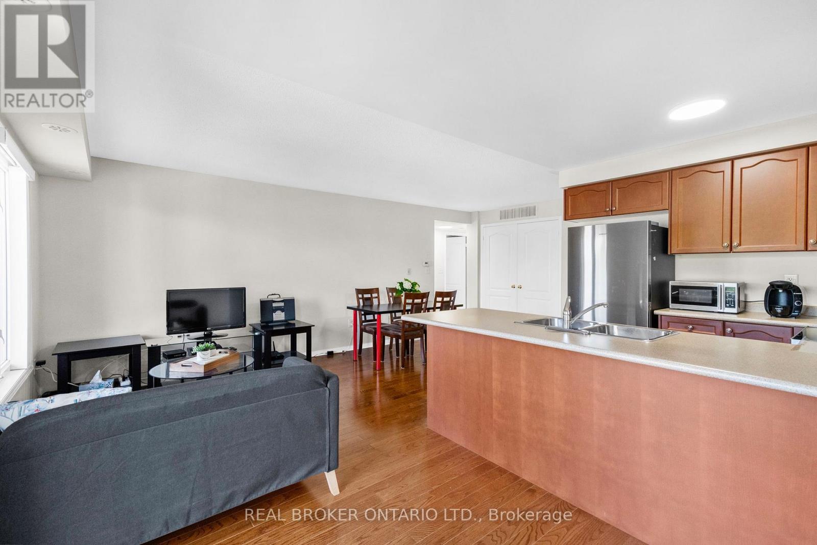 27 - 649e Warden Avenue, Toronto, Ontario  M1L 0E7 - Photo 9 - E12701644