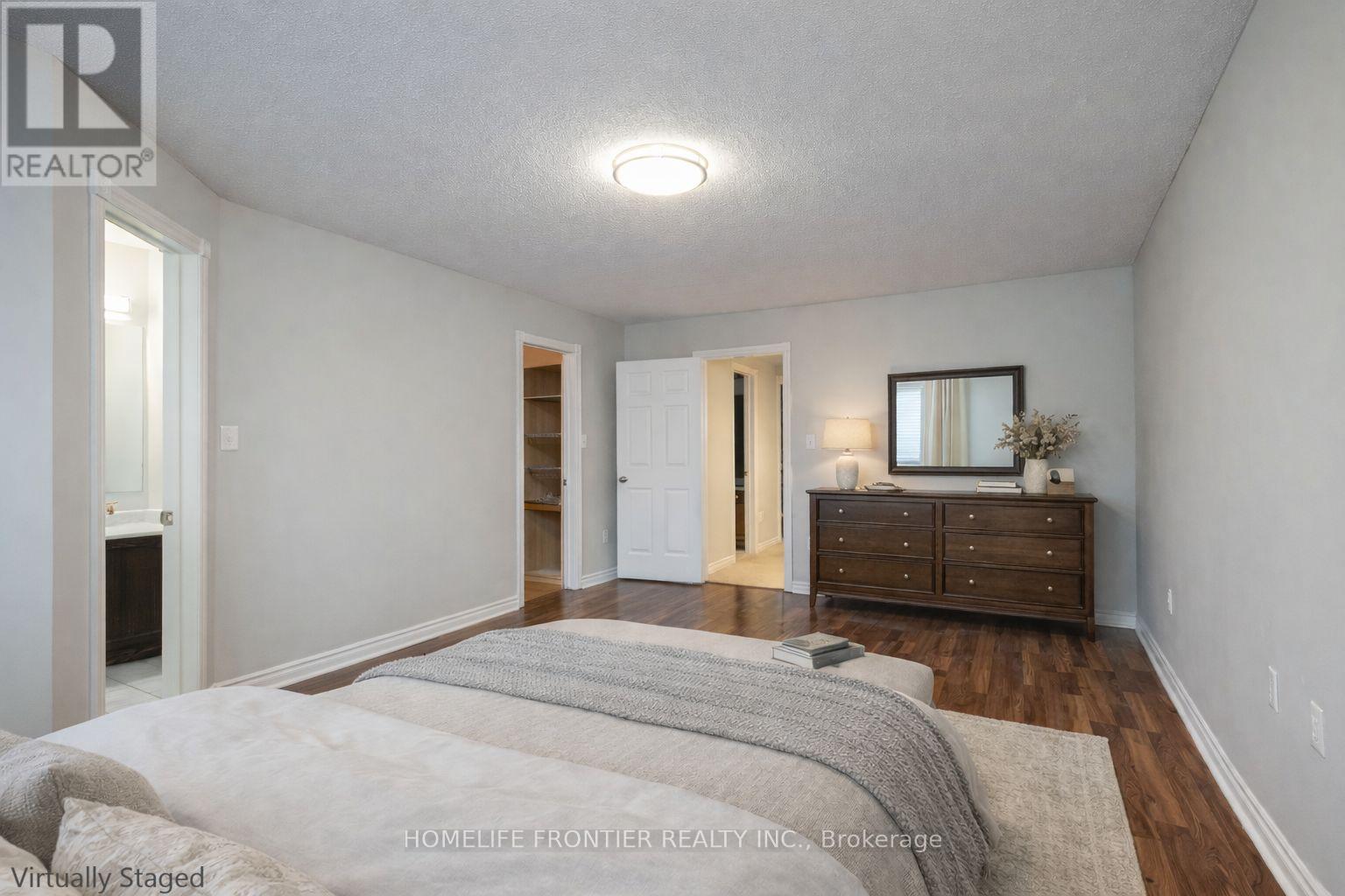 247 Humberland Drive, Richmond Hill, Ontario  L4E 3T4 - Photo 13 - N12701636