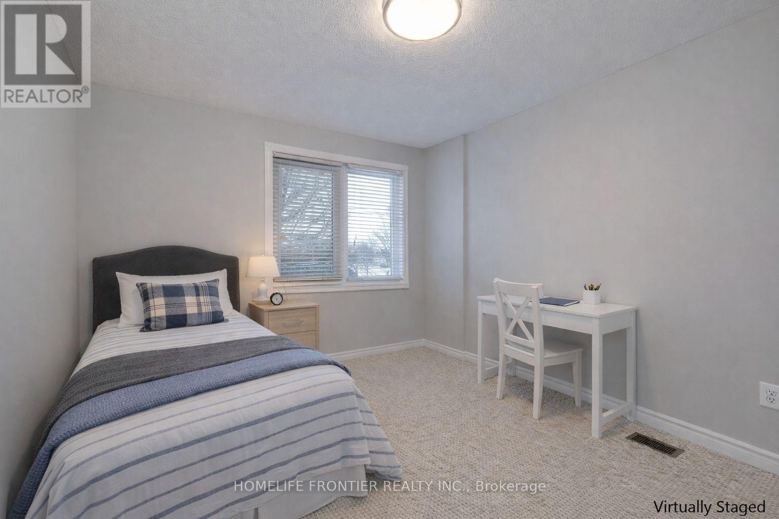 247 Humberland Drive, Richmond Hill, Ontario  L4E 3T4 - Photo 18 - N12701636