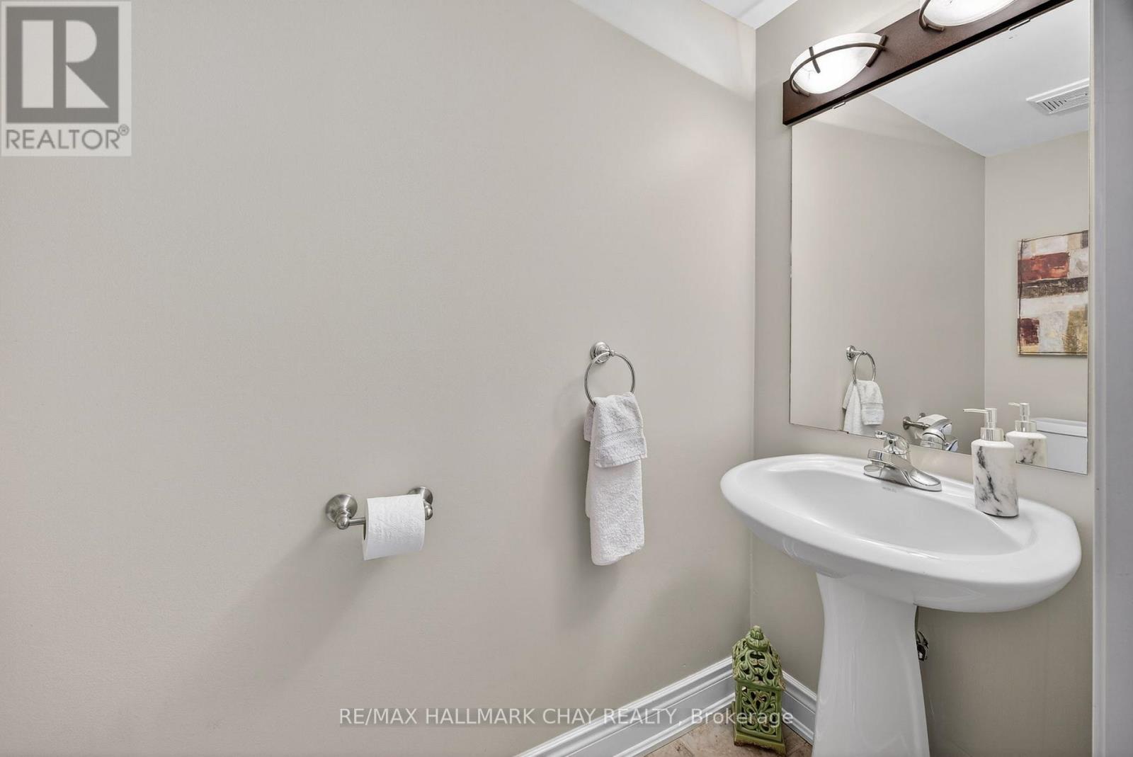 41 Winchester Terrace, Barrie, Ontario  L4M 0C8 - Photo 11 - S12701638