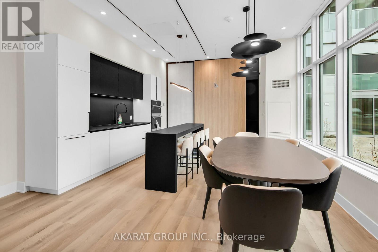 13 - 498 Plains Road E, Burlington, Ontario  L7T 0C9 - Photo 25 - W12701640