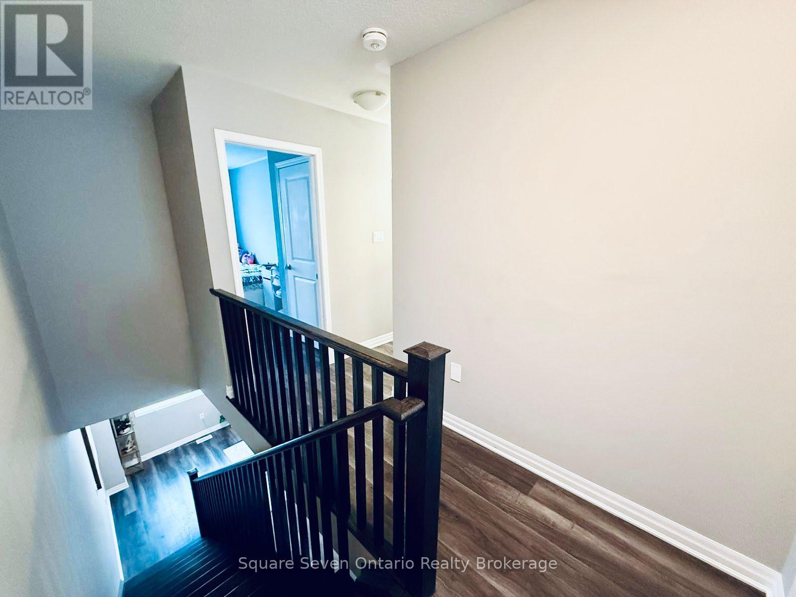 60 Kaitting Trail, Oakville, Ontario  L6M 5N5 - Photo 10 - W12701648